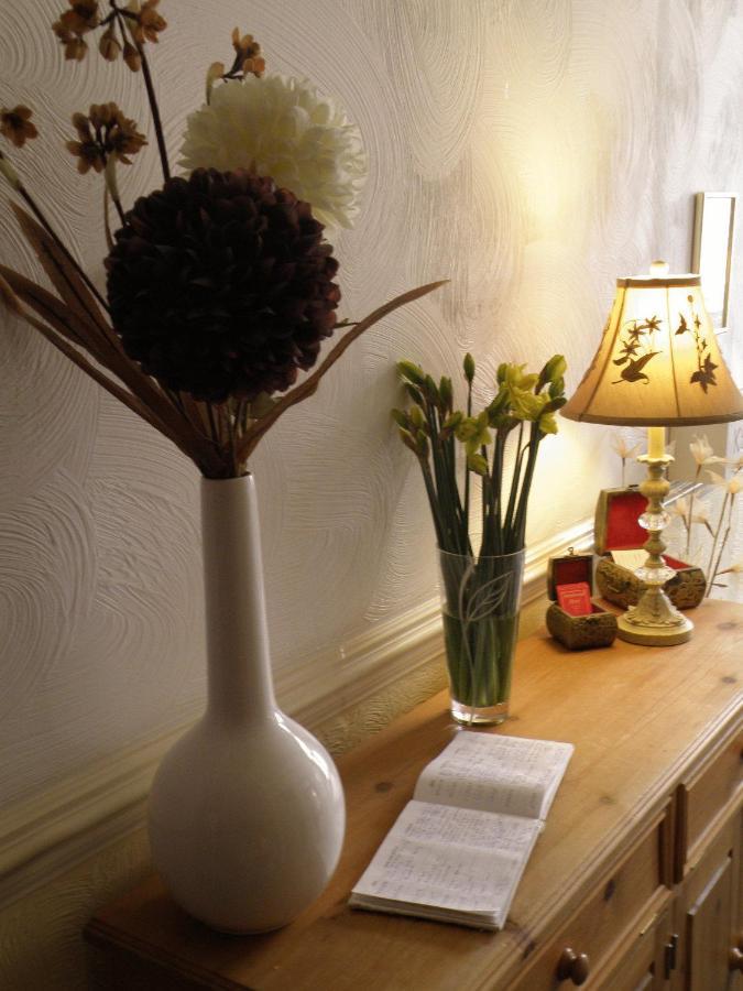 Astonwood Hotel Ландъндо Екстериор снимка